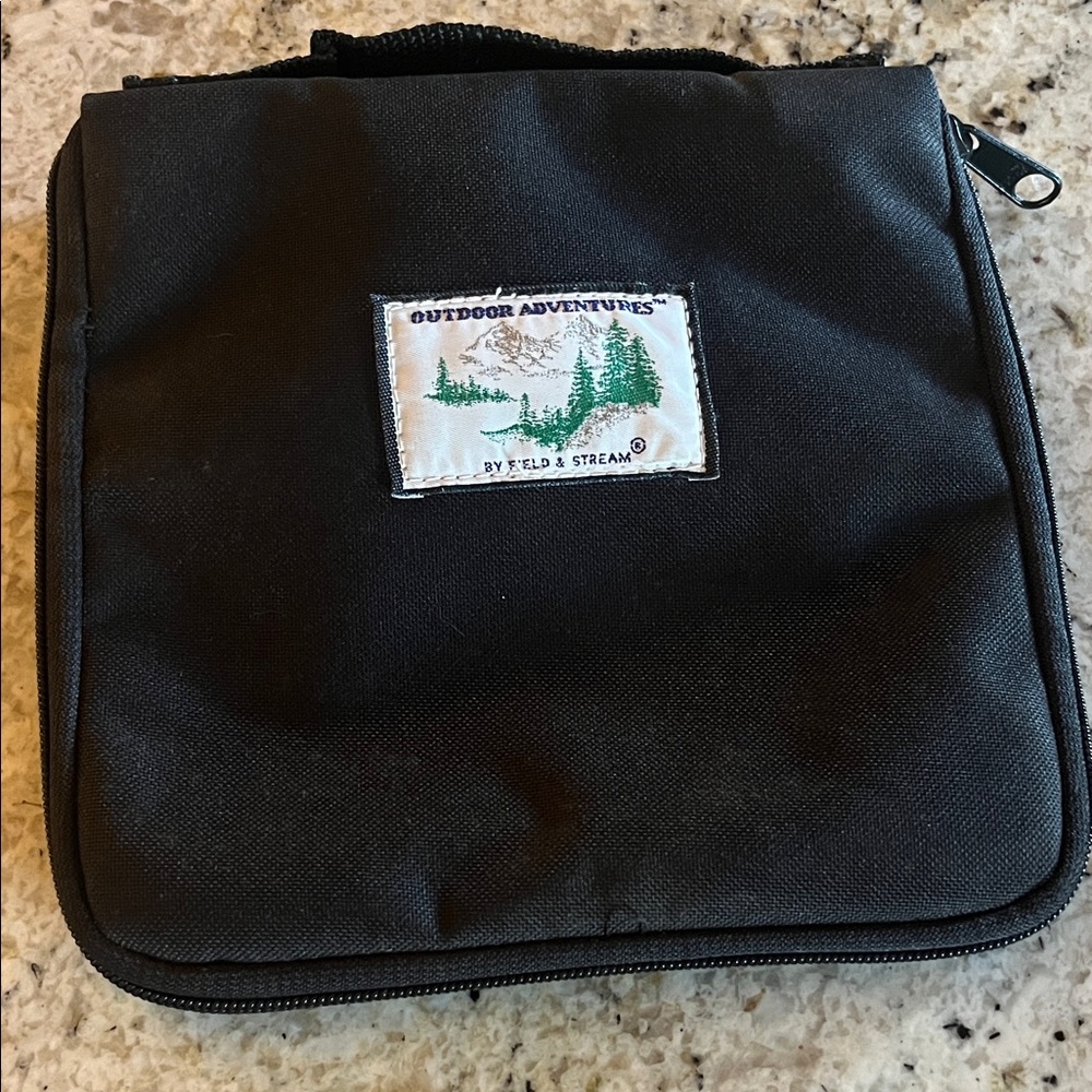 Field & Stream Fishing Bait Binder Soft Cover Organizer